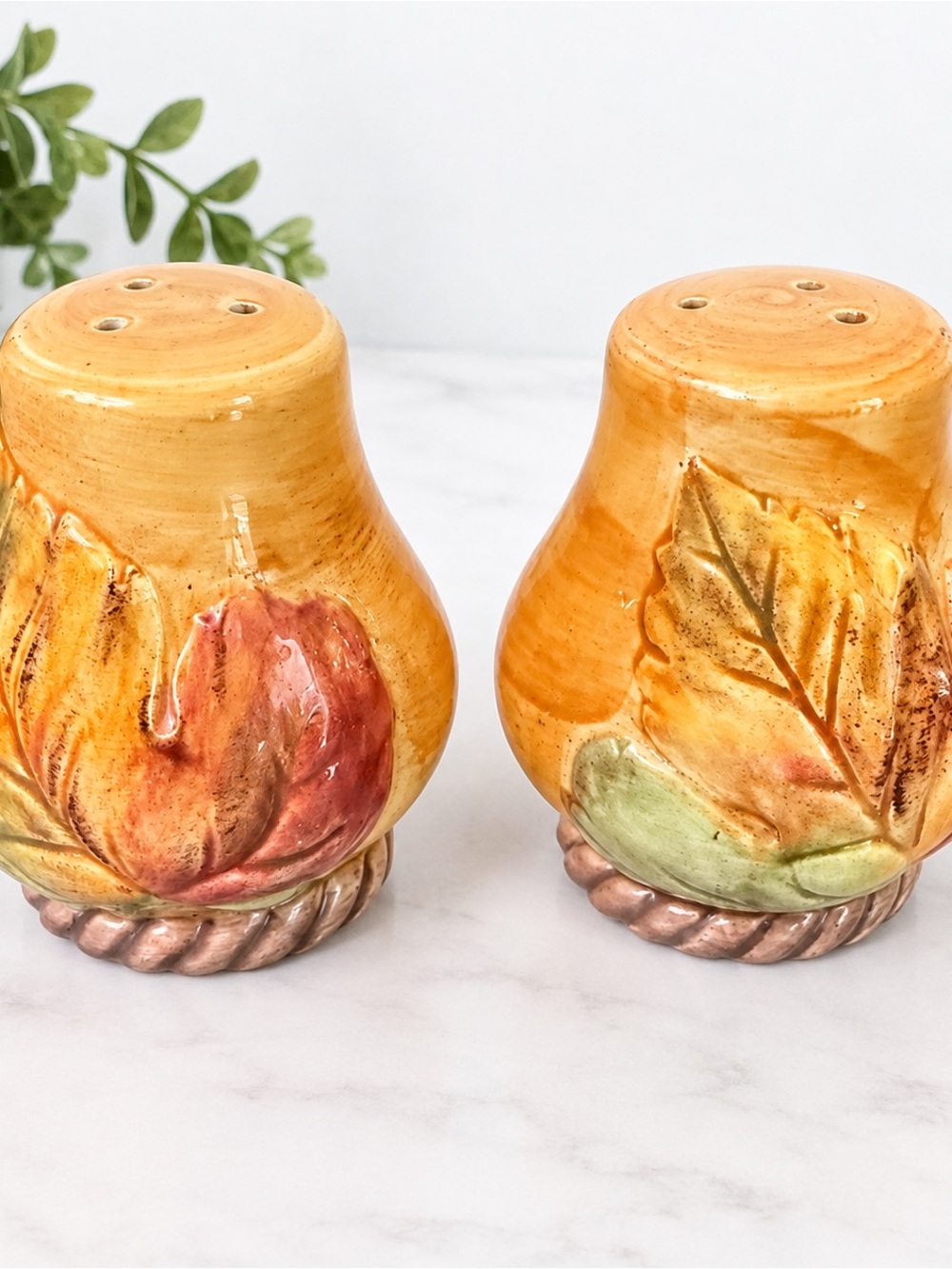 Vintage Gibson Harvest Fruit Salt & Pepper Shaker Set Fall Decor
